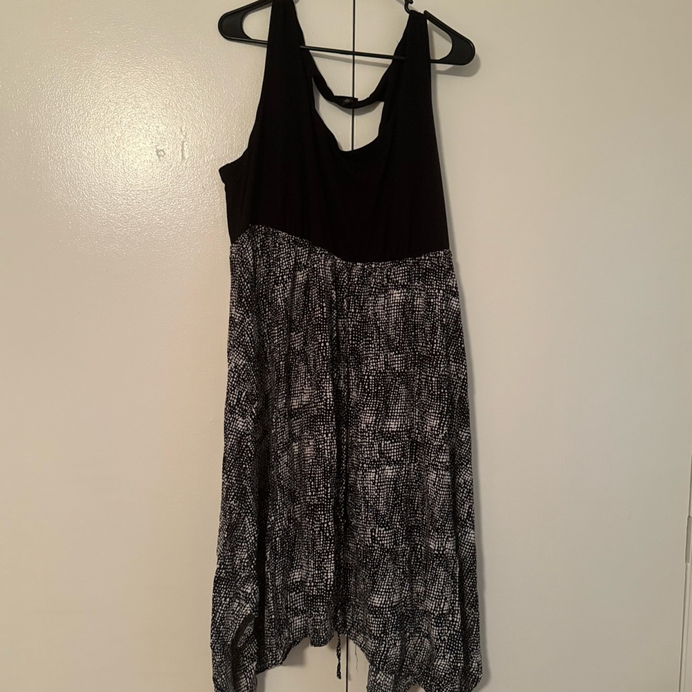 Torrid Black and Gray Asymmetrical Dress